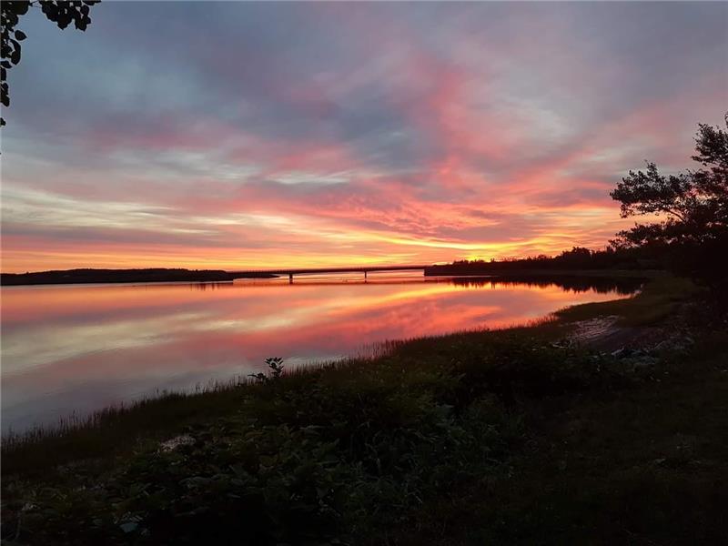 529 Bridgeview Lane Waterfront, Pugwash Cottage Rental GL24274