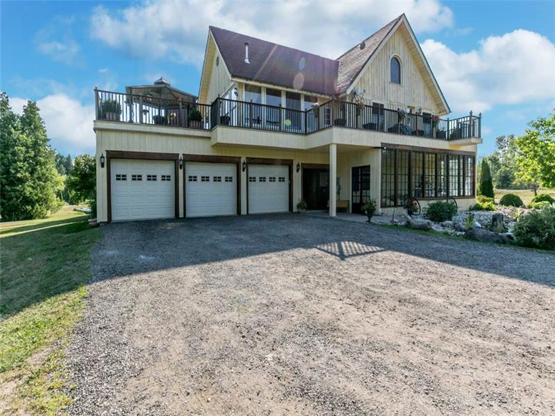 *9 Bedrooms *8,400 sqft Farm House Alliston Cottage Rental DI24457