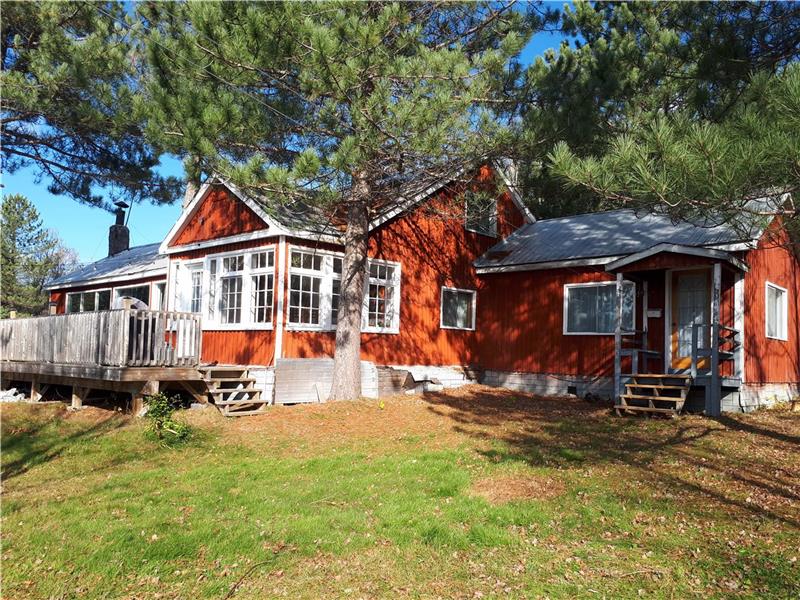 Northern Ontario cottage near Chapleau Cottage Rental GL24597