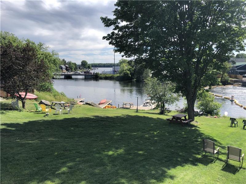 BALSAM LAKE COTTAGE 4 Bdr Coboconk Cottage Rental DI24670