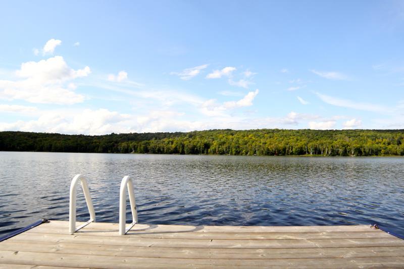 Haliburton Retreat on Cranberry Haliburton Cottage Rental GL24725