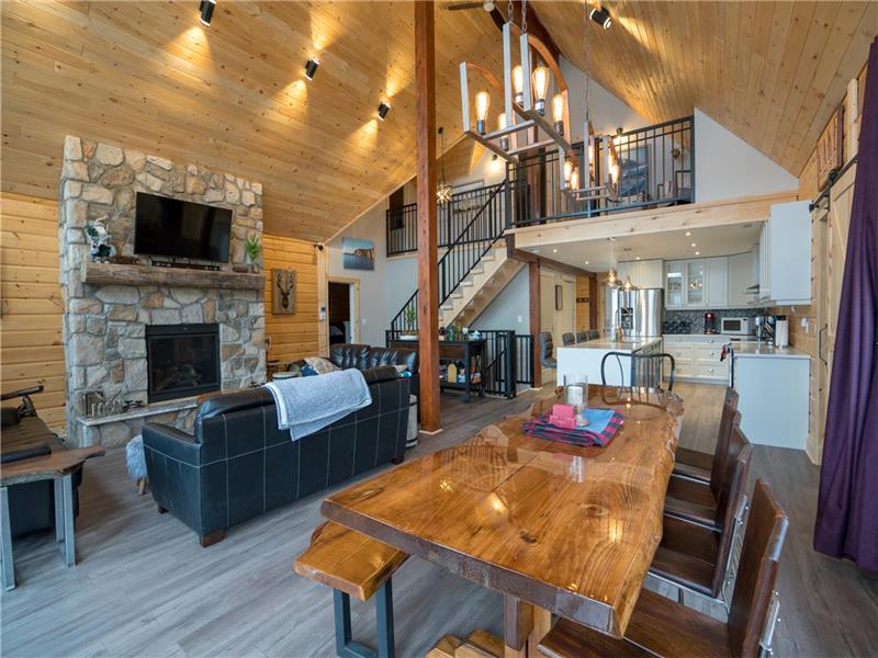Glencannon Retreat 1 On Mazinaw Cloyne Cottage Rental Pl