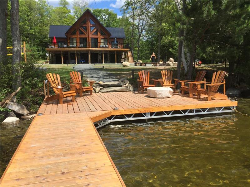 GlenCannon Retreat 1 Mazinaw Lake, Cloyne Cottage Rental GL25219