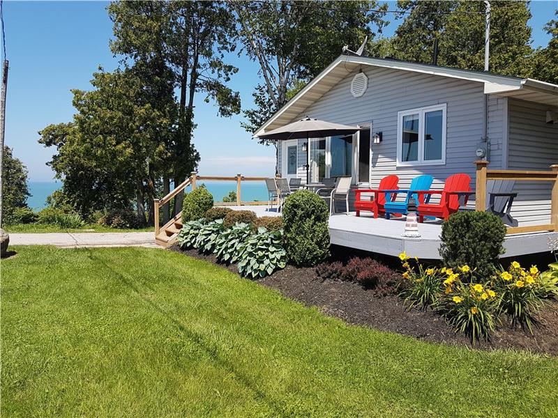 Martin's Point Cottage Goderich Cottage Rental DI25253