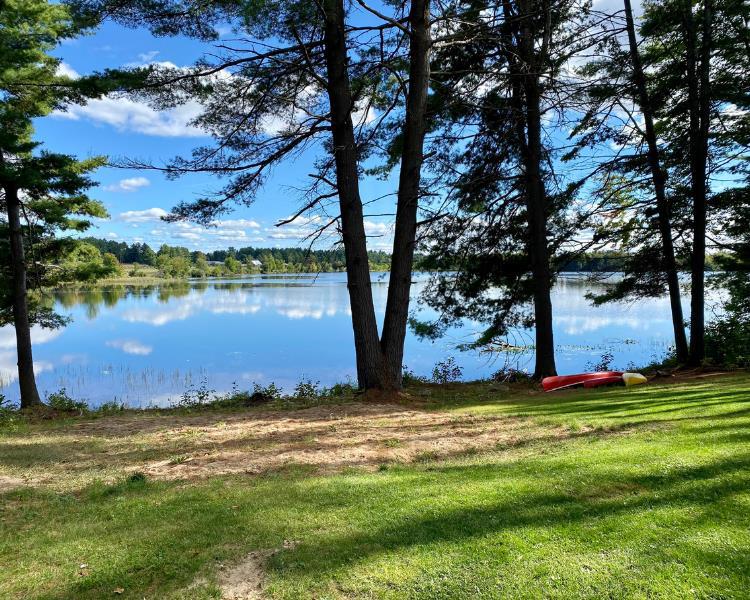 Couples Waterfront Getaway w/ 2 Killaloe Cottage Rental GL25298