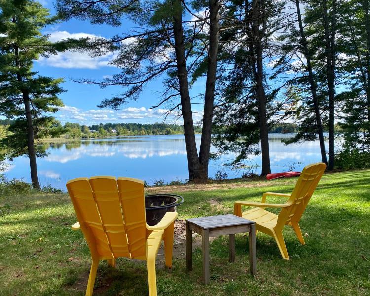 Couples Waterfront Getaway w/ 2 Killaloe Cottage Rental GL25298