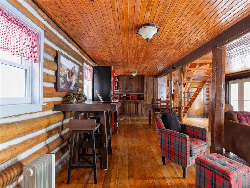 Lakefront Duplex Cottage Kayaks, Killaloe Cottage Rental DI25298