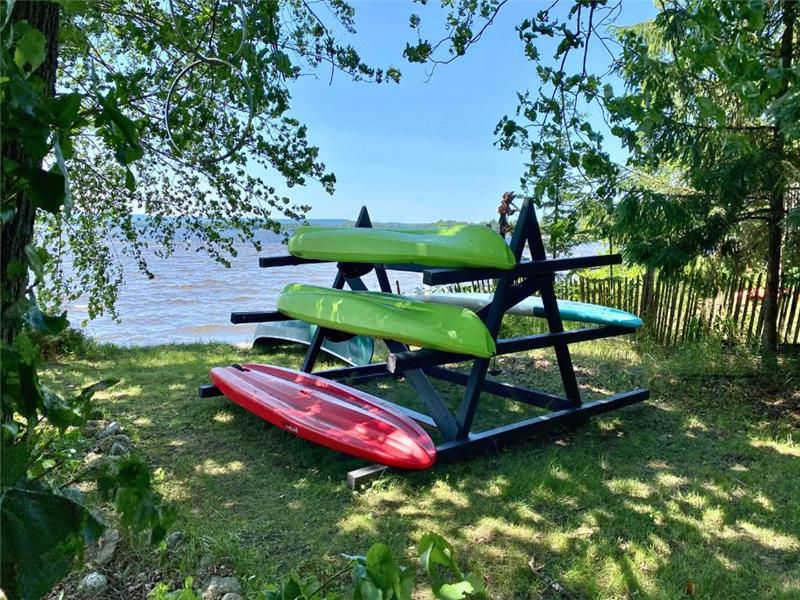 Lakefront Duplex Cottage Kayaks, Killaloe Cottage Rental DI25298