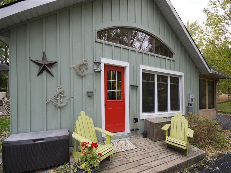 Pine Grove Port Albert Cottage Goderich Cottage Rental PL25306