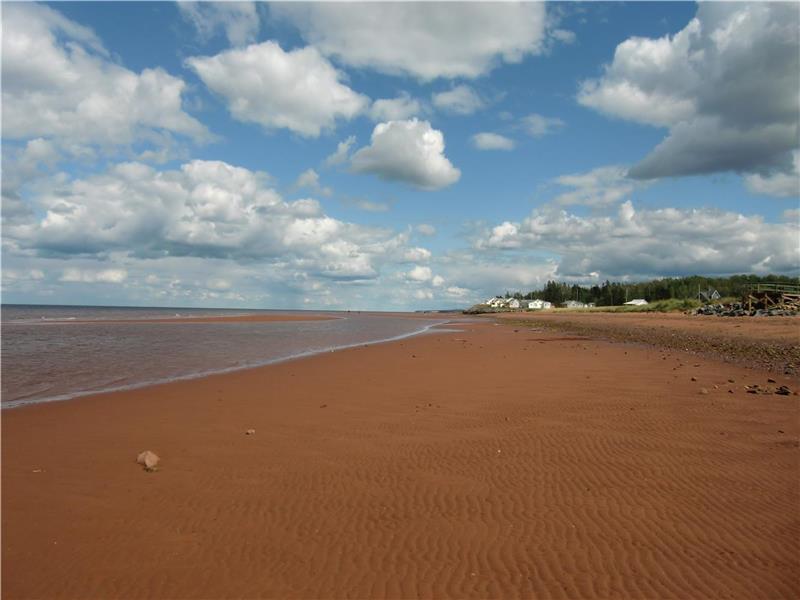 Waterfront, Stunning views, Large Pugwash Cottage Rental DI25423