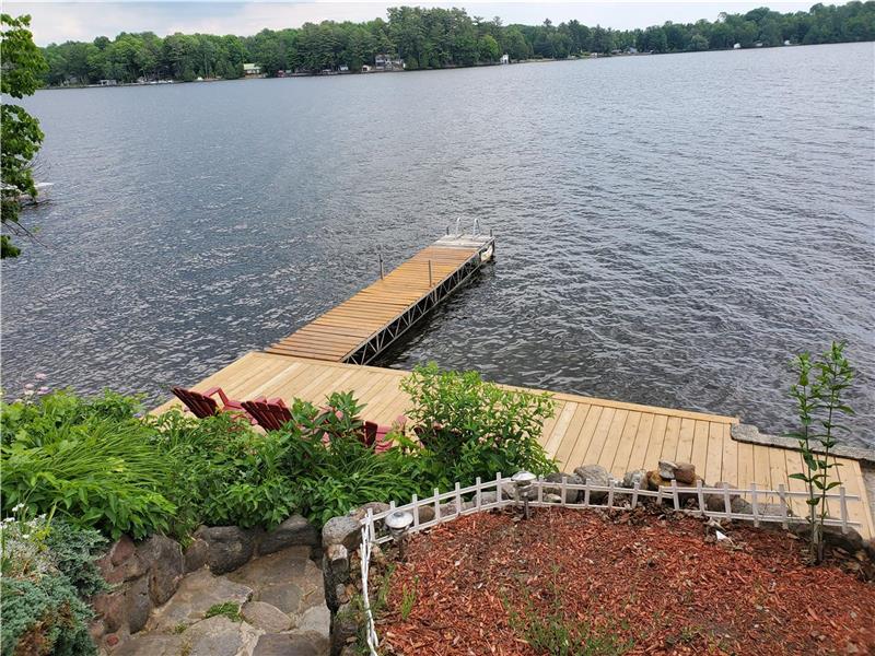 FENELON FALLS, Waterfront Cottage Fenelon Falls Cottage Rental PL