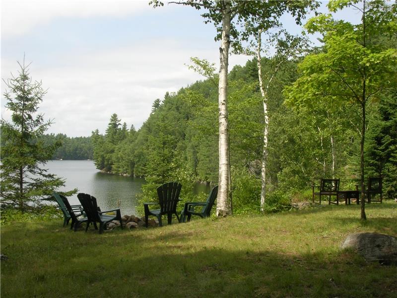 Lake Farquhar Cottage Wilberforce Cottage Rental GL25588