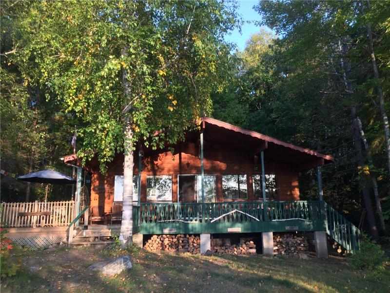 Lake Farquhar Cottage Wilberforce Cottage Rental GL25588