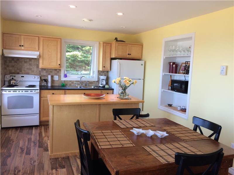 Boardwalk Beach House Antigonish Cottage Rental GL25657 CottagesInCanada