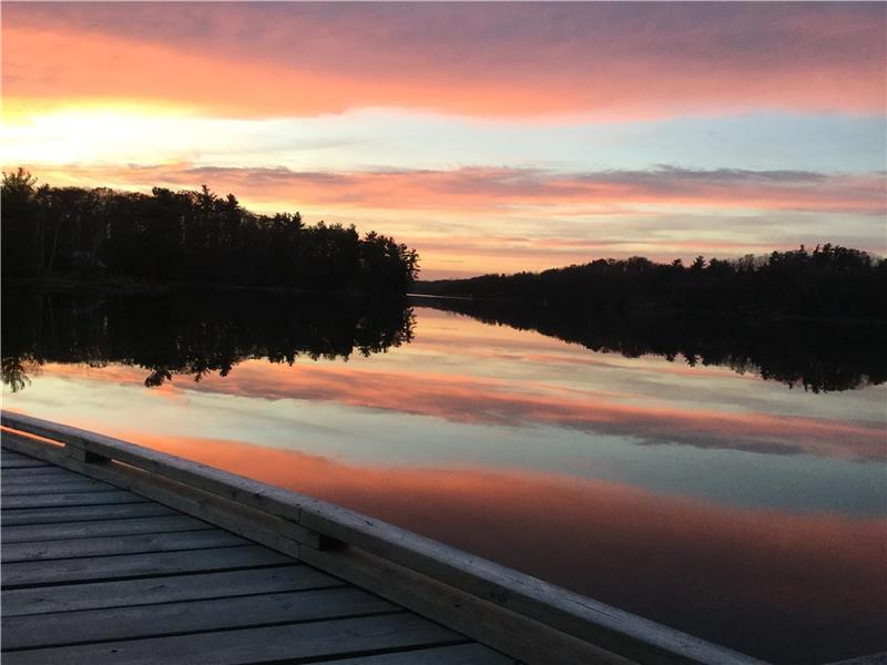 House on the Hill, Devil Lake Westport Cottage Rental GL25803