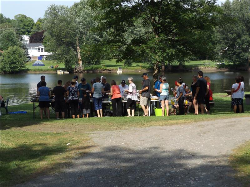 CROWE VALLEY RESORT 1, 2 and 3 Marmora Cottage Rental DI25961