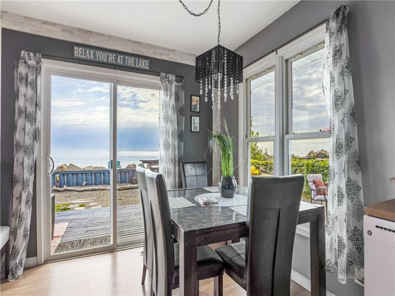 Your own Sandy beach Overlooking Leamington Cottage Rental PL26170