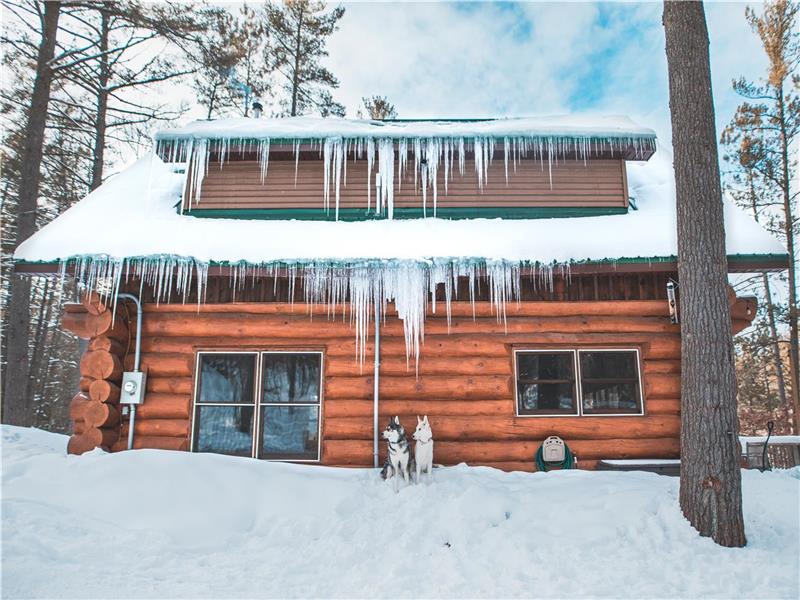 The Wood House Scandinavian Coldwater Cottage Rental DI26509