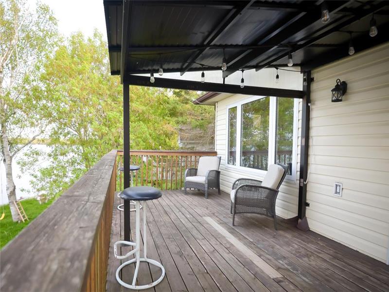 Cameron Lake waterfront cottage Fenelon Falls Cottage Rental PL26549 CottagesInCanada