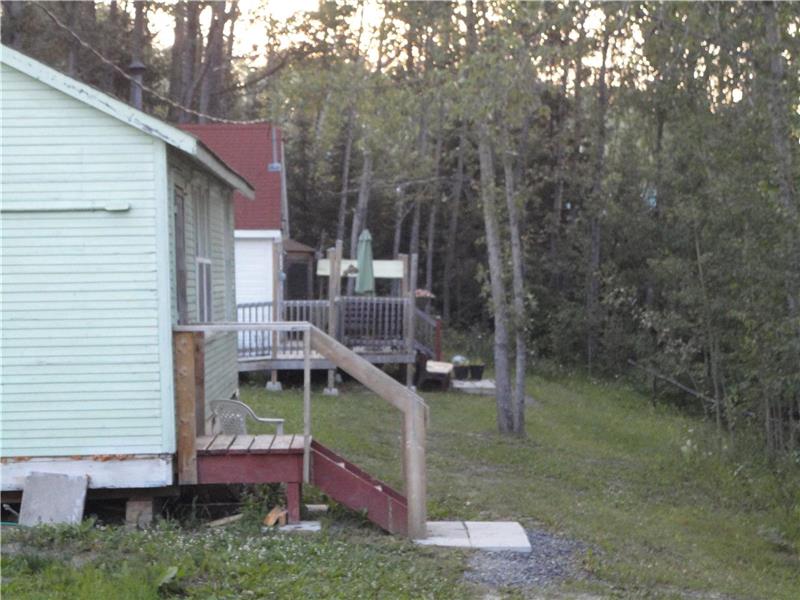McChesney Northshore Acres Kirkland Lake Cottage Rental GL26719 CottagesInCanada