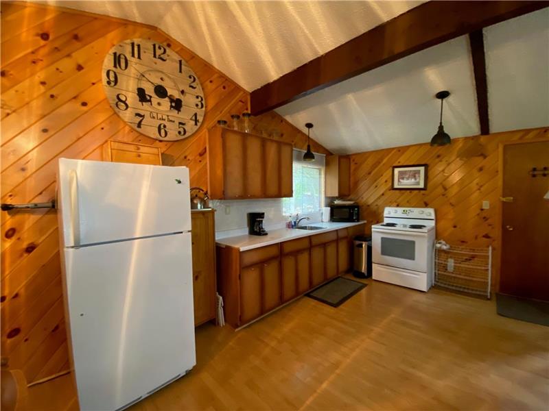 Spacious Cottage in Haliburton Wilberforce Cottage Rental GL26851