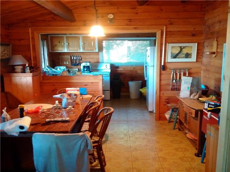 Chalet Beausejour Located on Sugar Parry Sound Cottage Rental GL