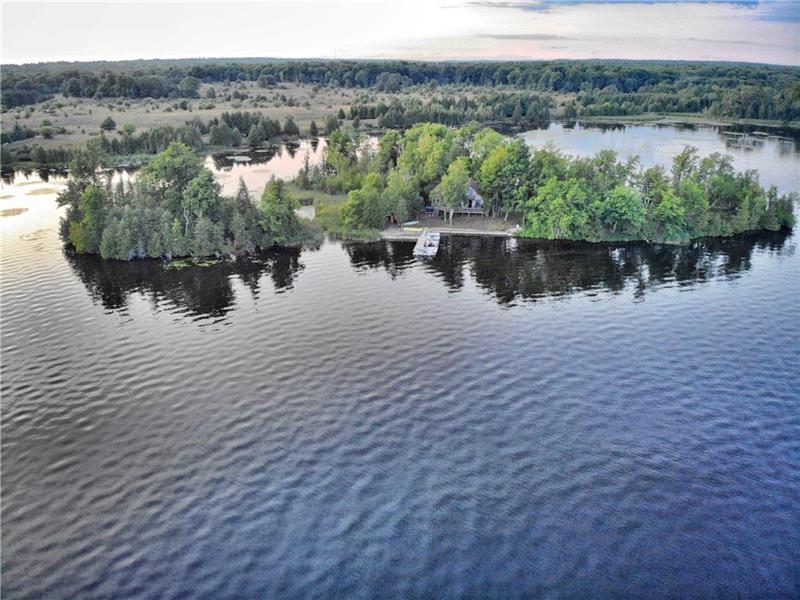 Your own Buckhorn private Island Buckhorn Cottage Rental GL27806