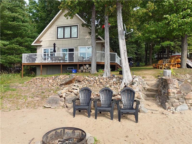 Beautiful Waterfront Cottage Come Cobden Cottage Rental GL27836