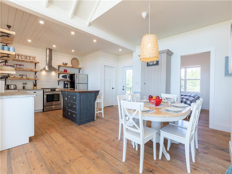 Slice Of Life Waterfront Beach Malpeque Bay Cottage Rental DI27859