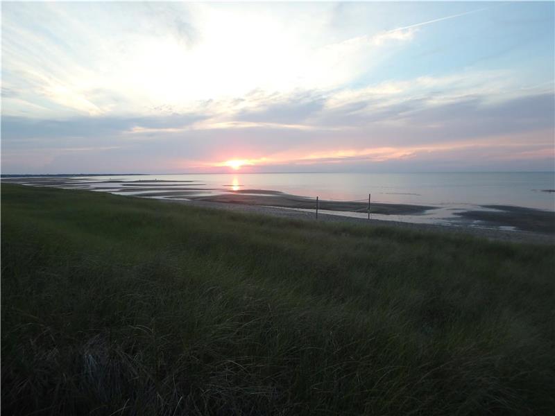 For rent near beaches GrandBarachois Cottage Rental PL28017