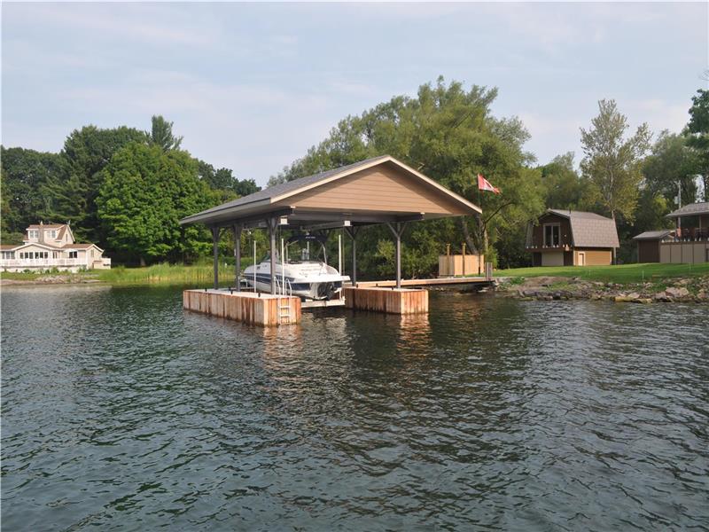 Private Island Cottage! 1 Waterlily Gananoque Cottage Rental DI