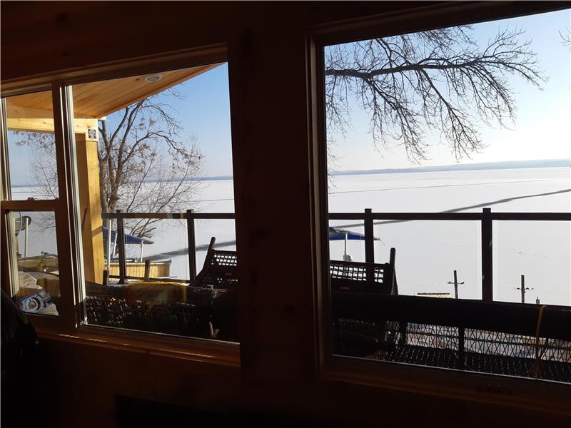 Waterfront Rice lake cottages for Rice Lake Cottage Rental PL28097