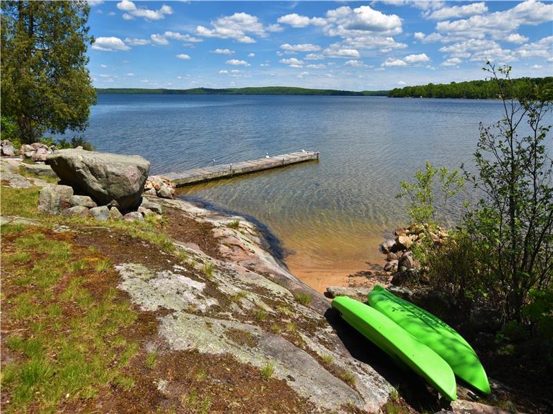 Doldy Lake 8in/8out レイク Lily's Lake House - Baysville Cottage Rental | DI-37822
