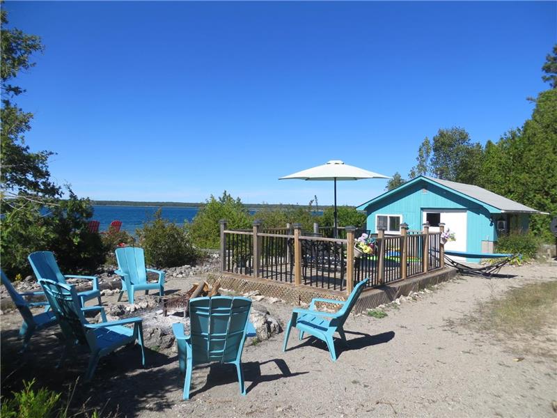 BLUE WATER COTTAGE LAKE HURON Tobermory Cottage Rental DI28396