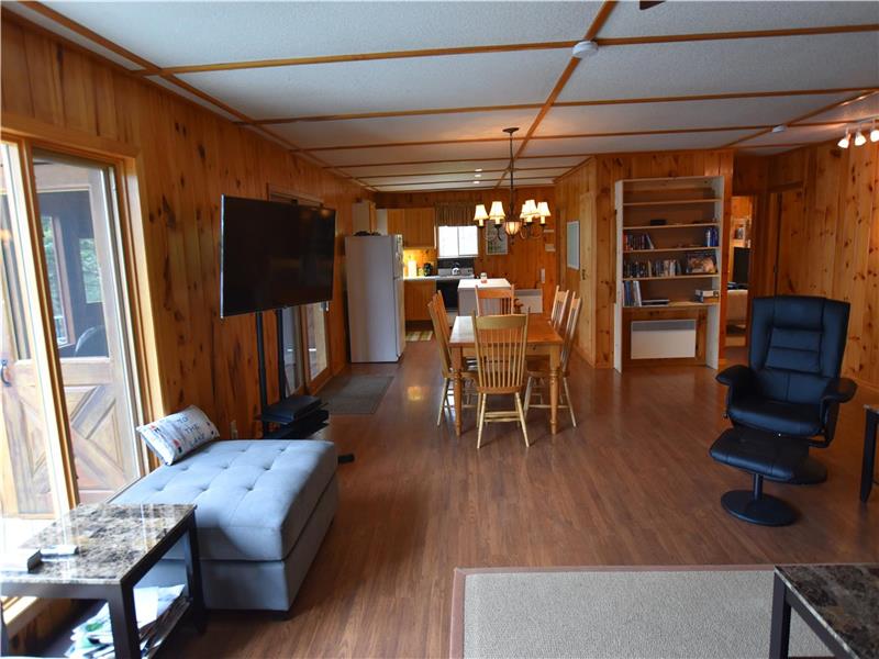 OCR Pickerel Peak (F494) Burks Falls Cottage Rental PL28676