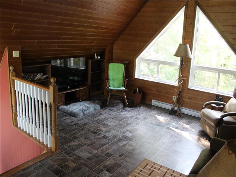 1300 sq foot Water Access Cottage PointeAuBarilStation Cottage