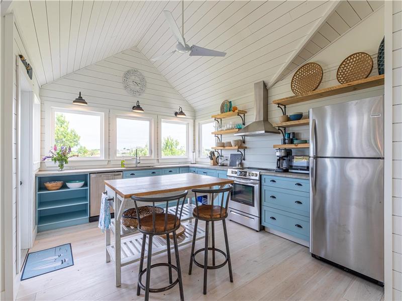 A Slice of Heaven Cottage, Darnley Malpeque Bay Cottage Rental DI