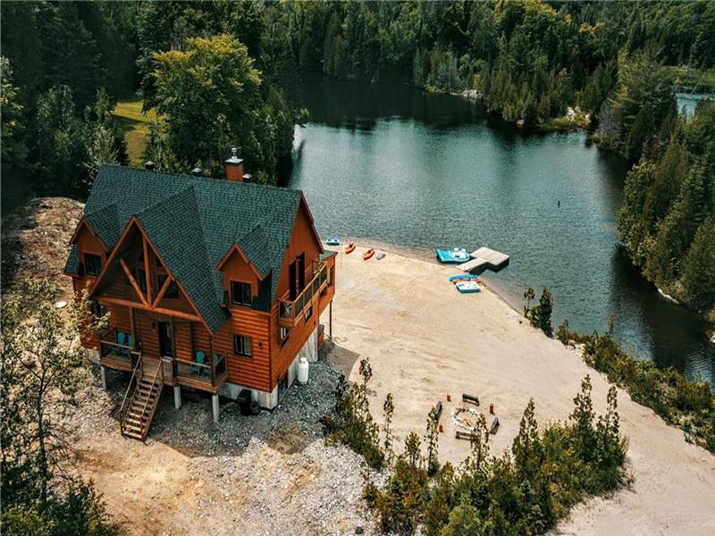Domaine White Rocks GrenvillesurlaRouge Cottage Rental GL28955
