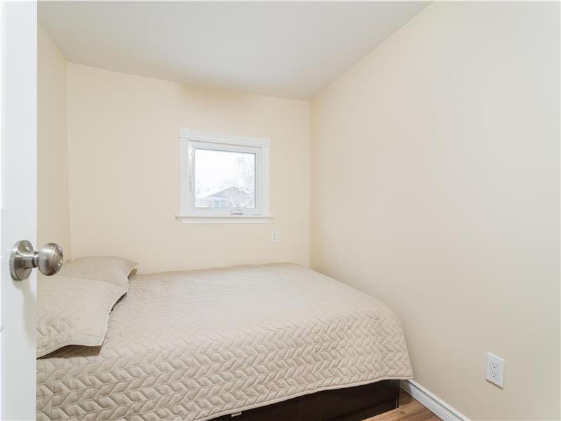 Sandy Feet Retreat GrandeDigue Cottage Rental GL29060