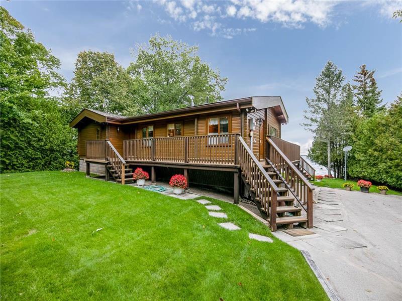 CEDAR PANABODE WATERFRONT COTTAGE Tiny Cottage Rental DI29394