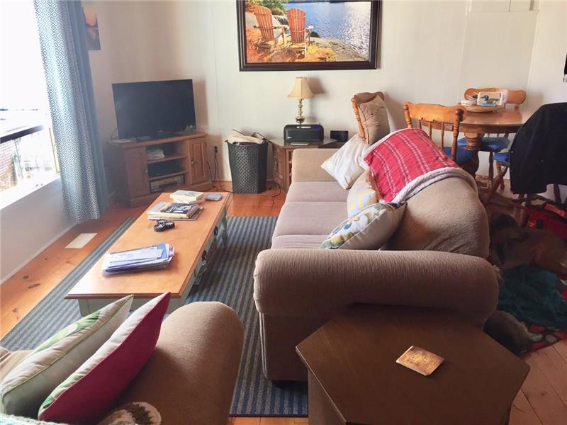 Bull Lake Cottage, Arden, Ontario Arden Cottage Rental GL29420