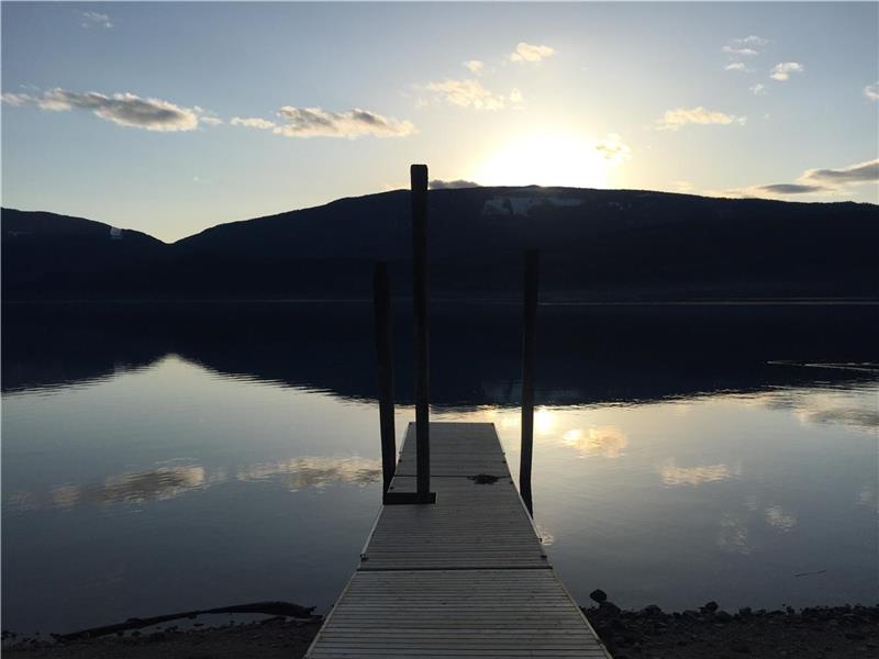 Sunny Waters cabins, on the Seymour Arm Cottage Rental GL29470