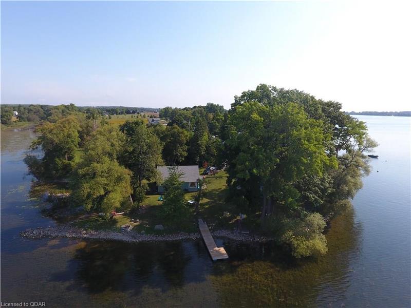 FIREFLY FOLLYBeautiful Waterfront Picton Cottage Rental PL29529