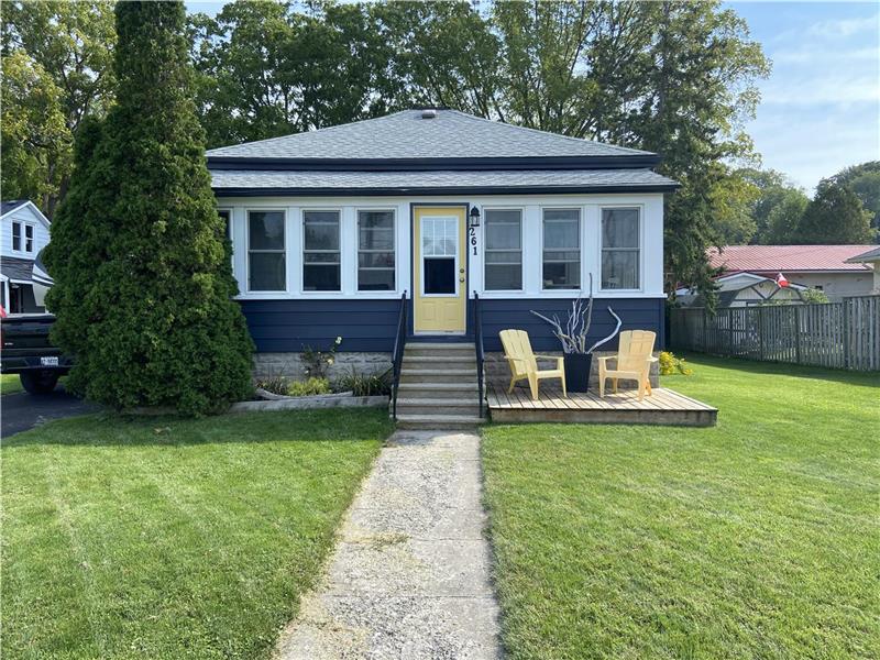 Sunset Views, Port Stanley, Ontario Port Stanley Cottage Rental GL