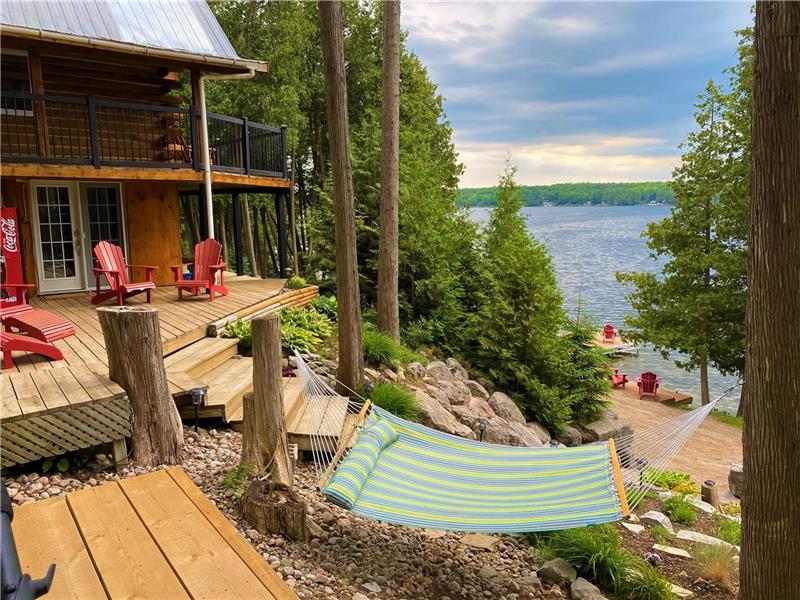 Turtle Bay Cottage Lakefield Cottage Rental PL29630 CottagesInCanada