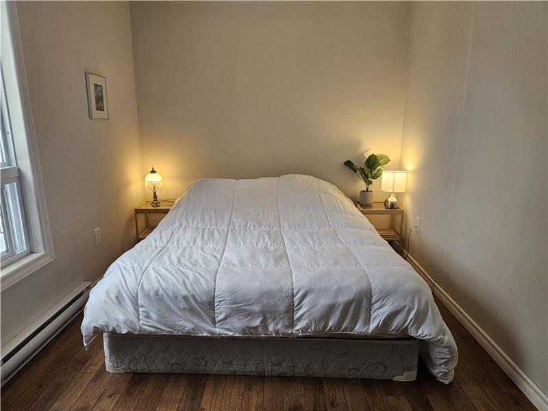 Waterfront Outaouais Sauna 45 min MulgraveetDerry Cottage Rental