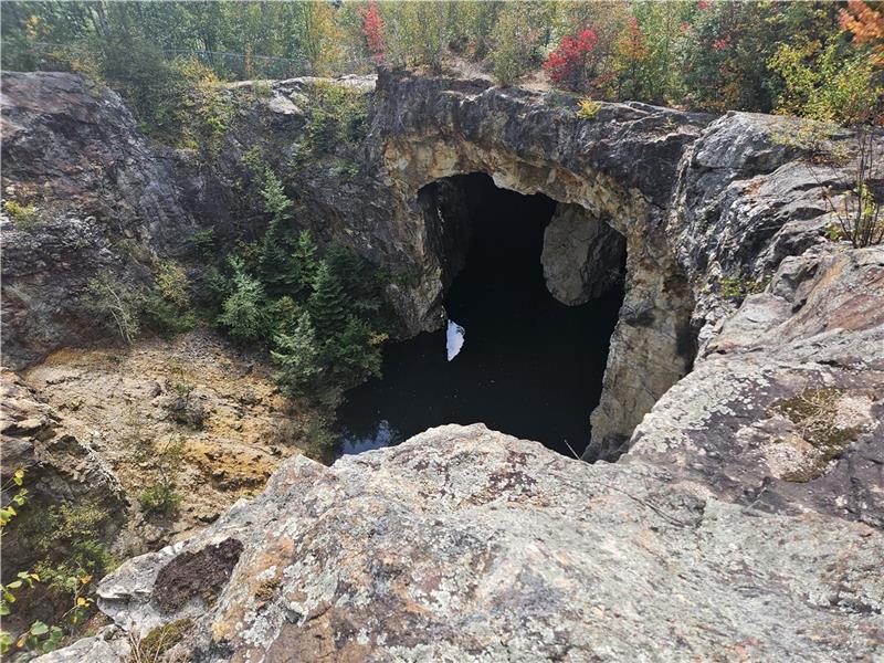 Waterfront Outaouais Sauna 45 min MulgraveetDerry Cottage Rental