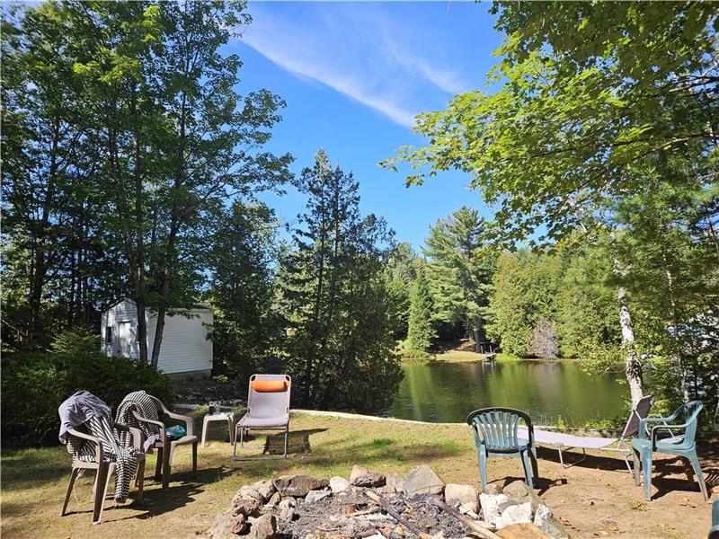 Waterfront Outaouais Sauna 45 min MulgraveetDerry Cottage Rental