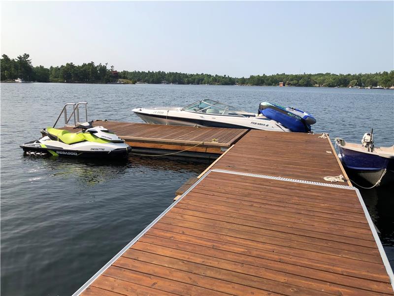 Lodgewood Honey Harbour, Ontario Honey Harbour Cottage Rental PL