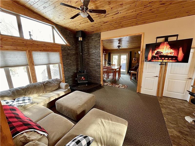 Summer Resort, Gull Lake, Manitoba Gull Lake Cottage Rental GL